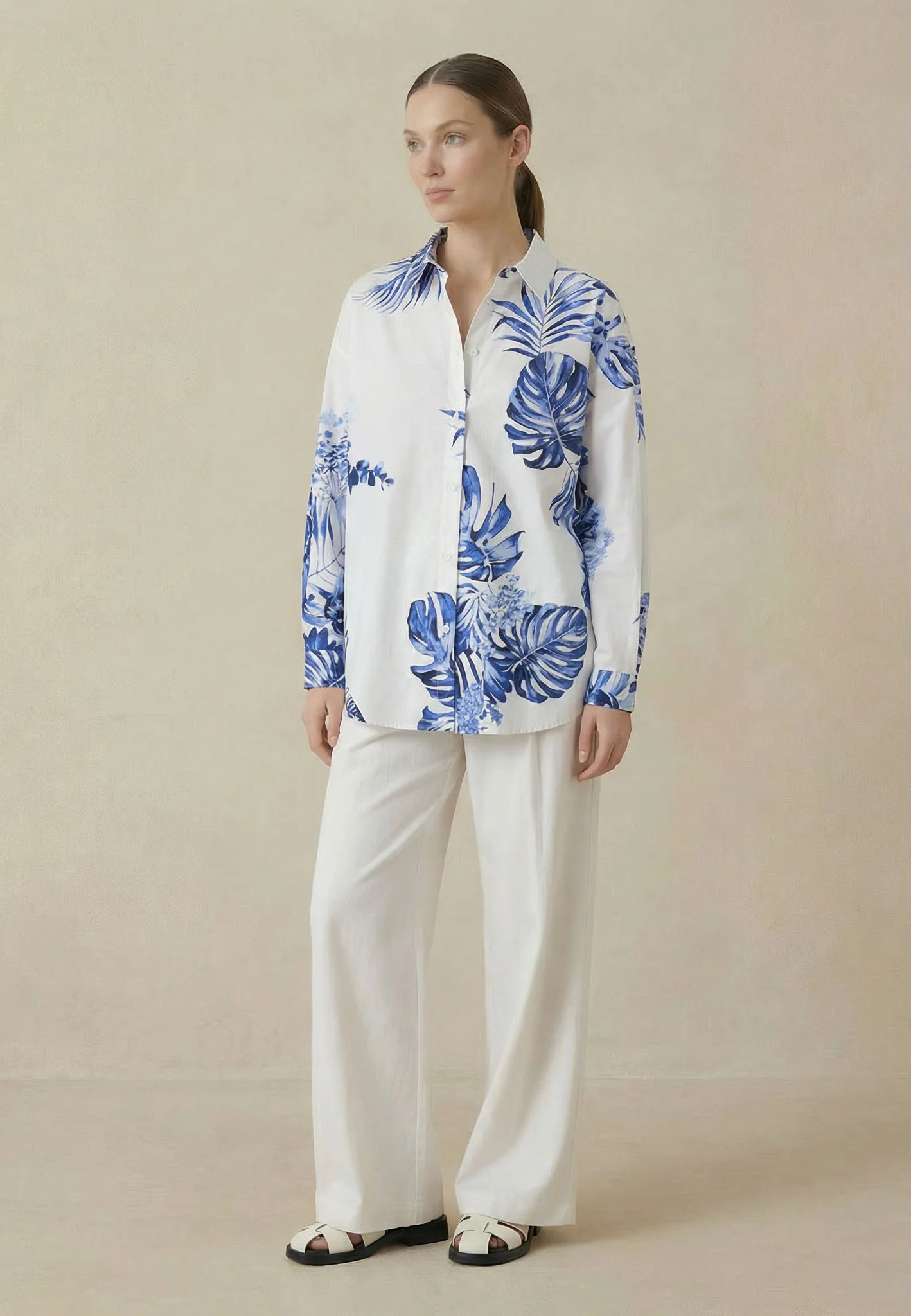Bluse aus Baumwolle mit floralem Allover-Print und Fledermausärmeln - Image 3