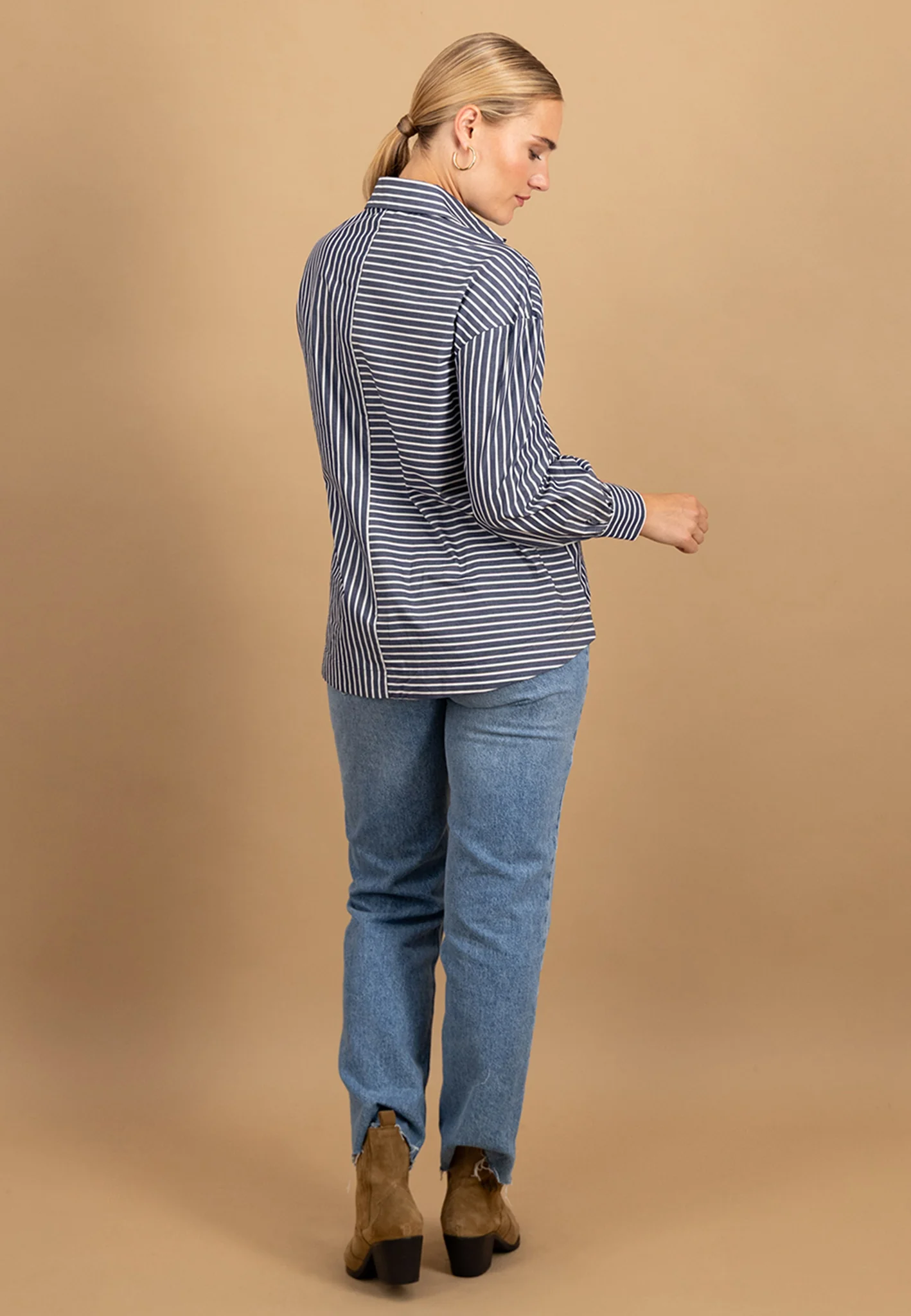 Bluse aus Baumwolle mit Streifenmuster und Brusttasche - Image 3