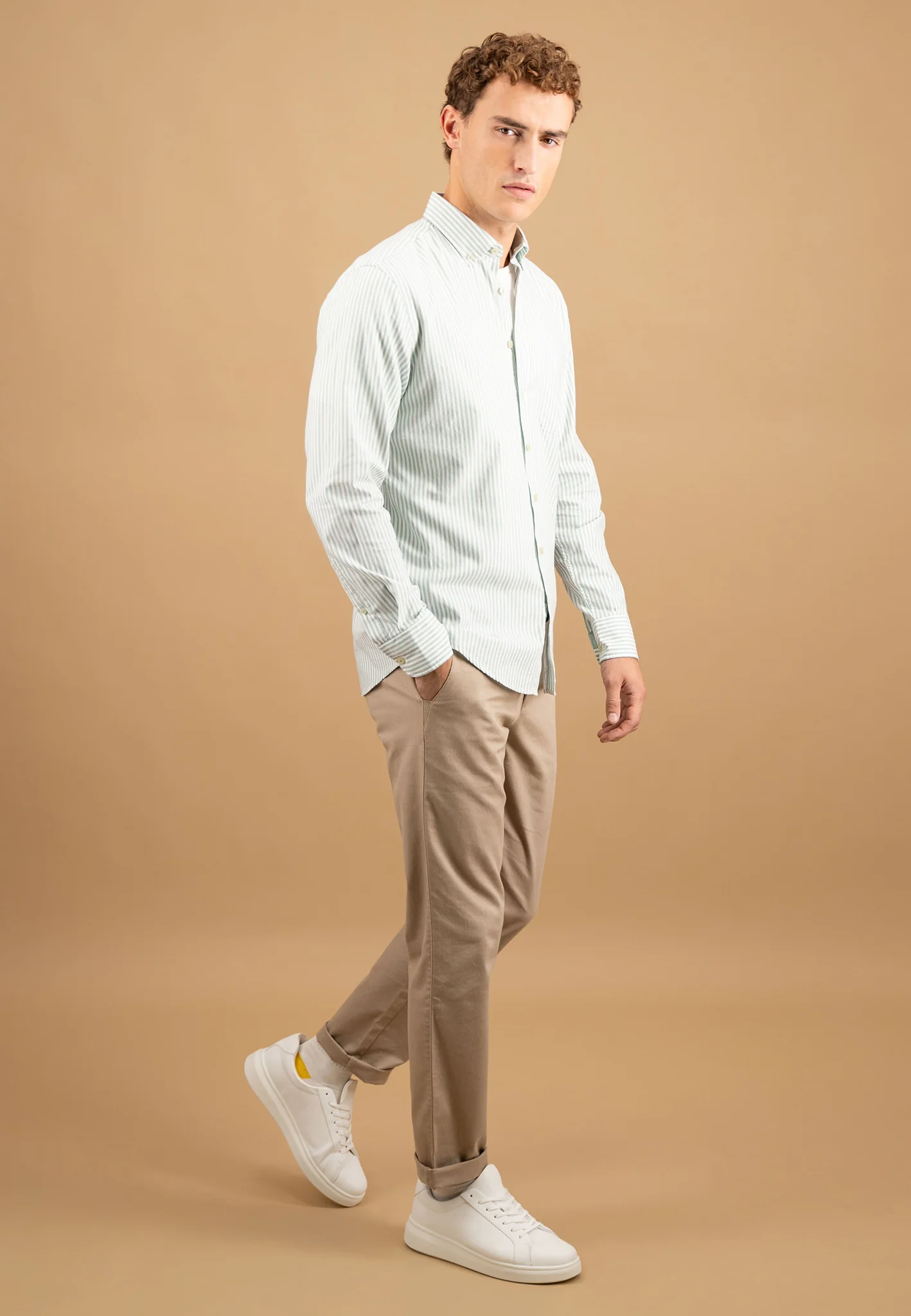 Oxfordhemd aus Baumwolle mit feinem Streifenmuster und Button-Down-Kragen - Image 10