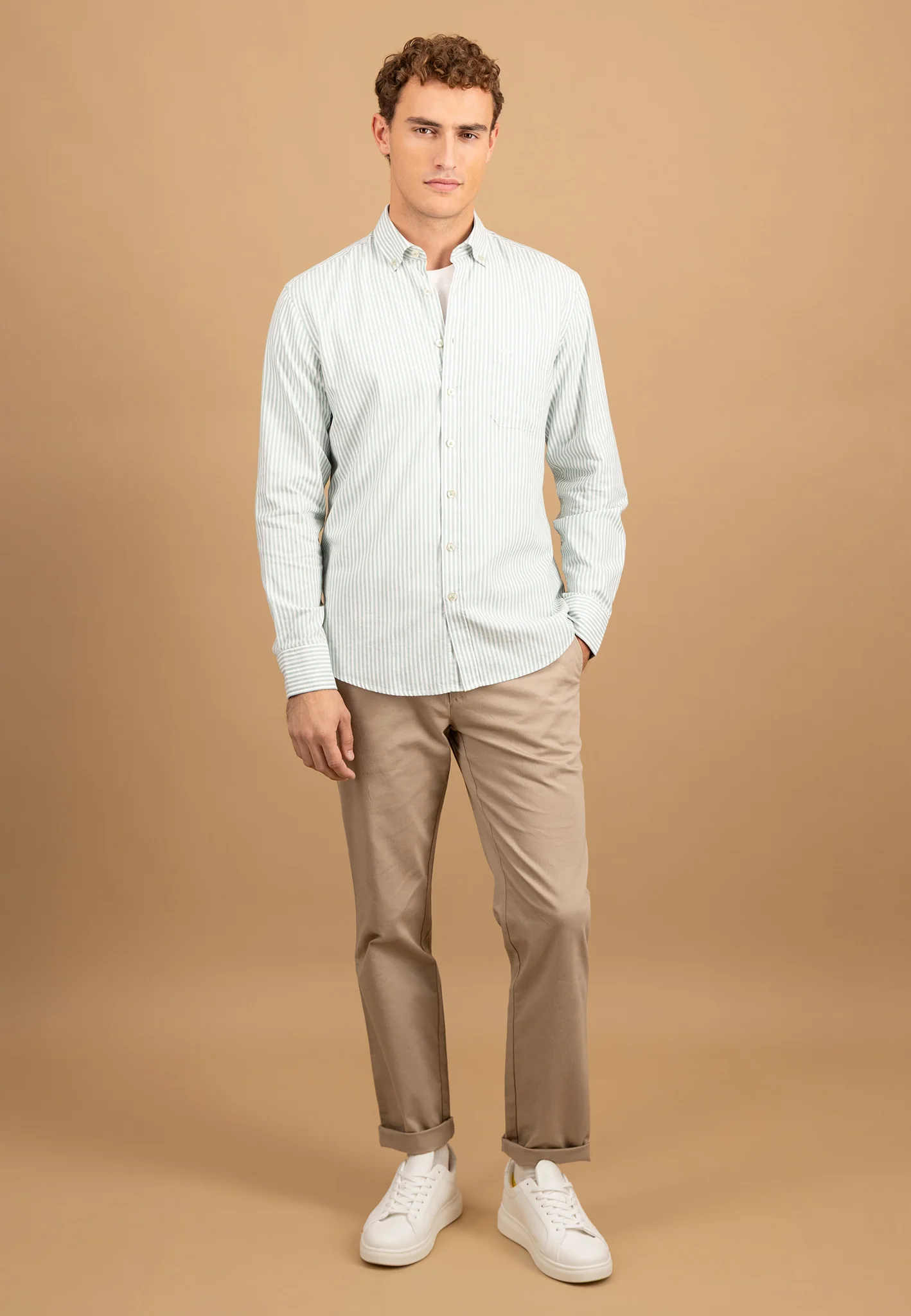 Oxfordhemd aus Baumwolle mit feinem Streifenmuster und Button-Down-Kragen - Image 8