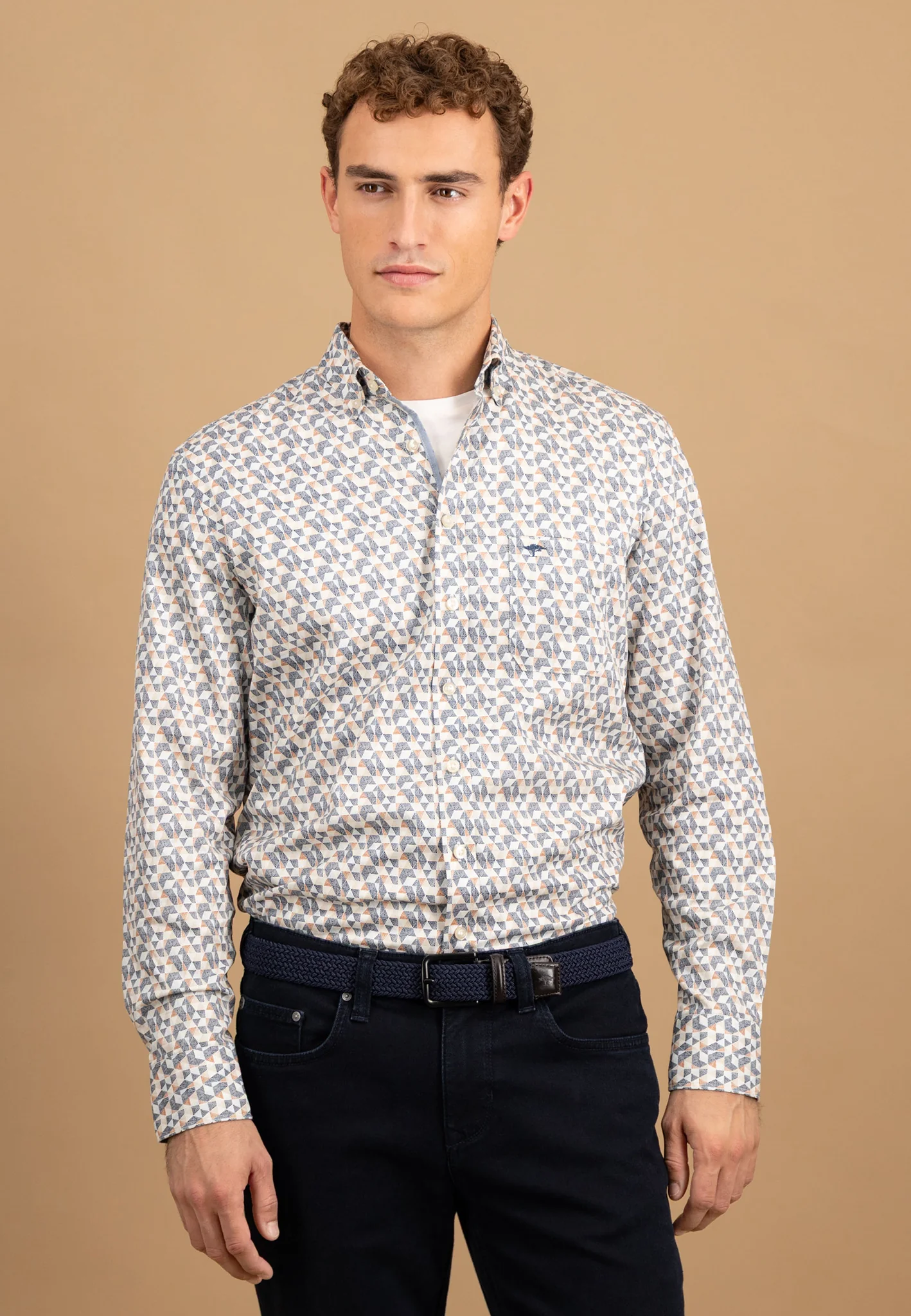 Hemd aus Baumwolle mit grafischem Allover-Print und Button-Down-Kragen