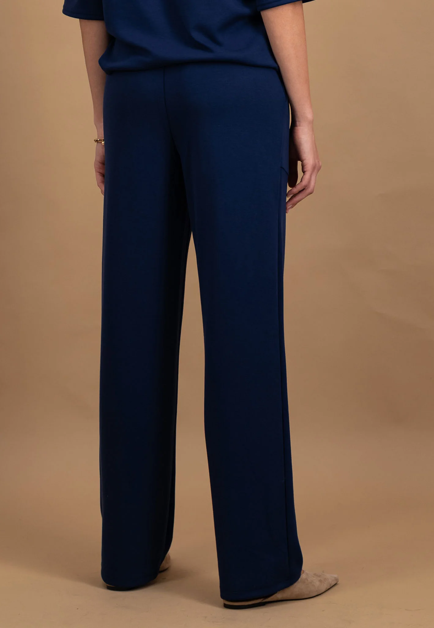 Jerseyhose aus Viskose-Mix mit Tunnelzug - Straight Leg - Image 12