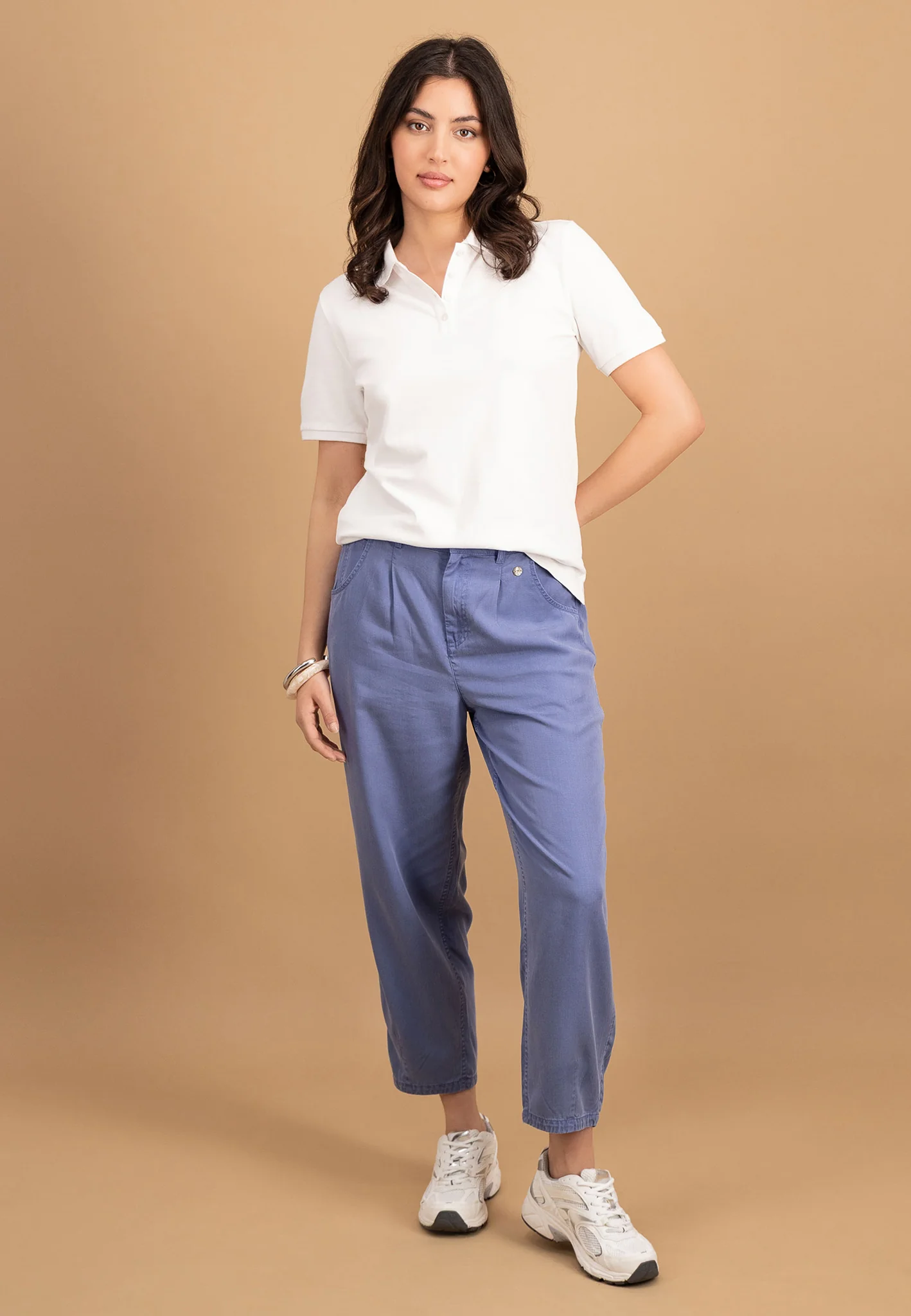 Poloshirt aus Baumwoll-Stretch mit Knopfleiste und klassischem Kragen - Image 3