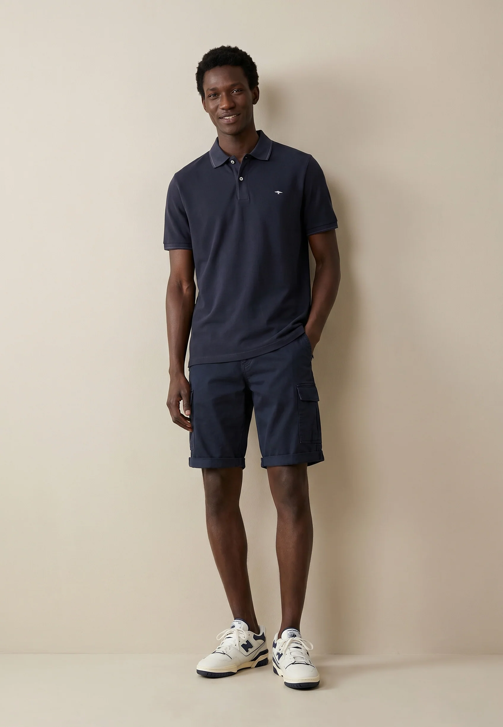 Poloshirt aus Baumwolle mit Knopfleiste und Polokragen - Image 9