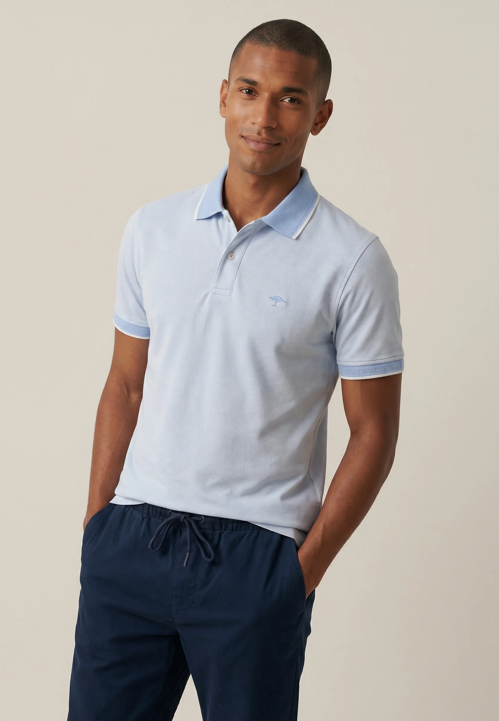 Poloshirt aus Baumwolle mit Strukturmuster und Kontrastkragen - Image 15