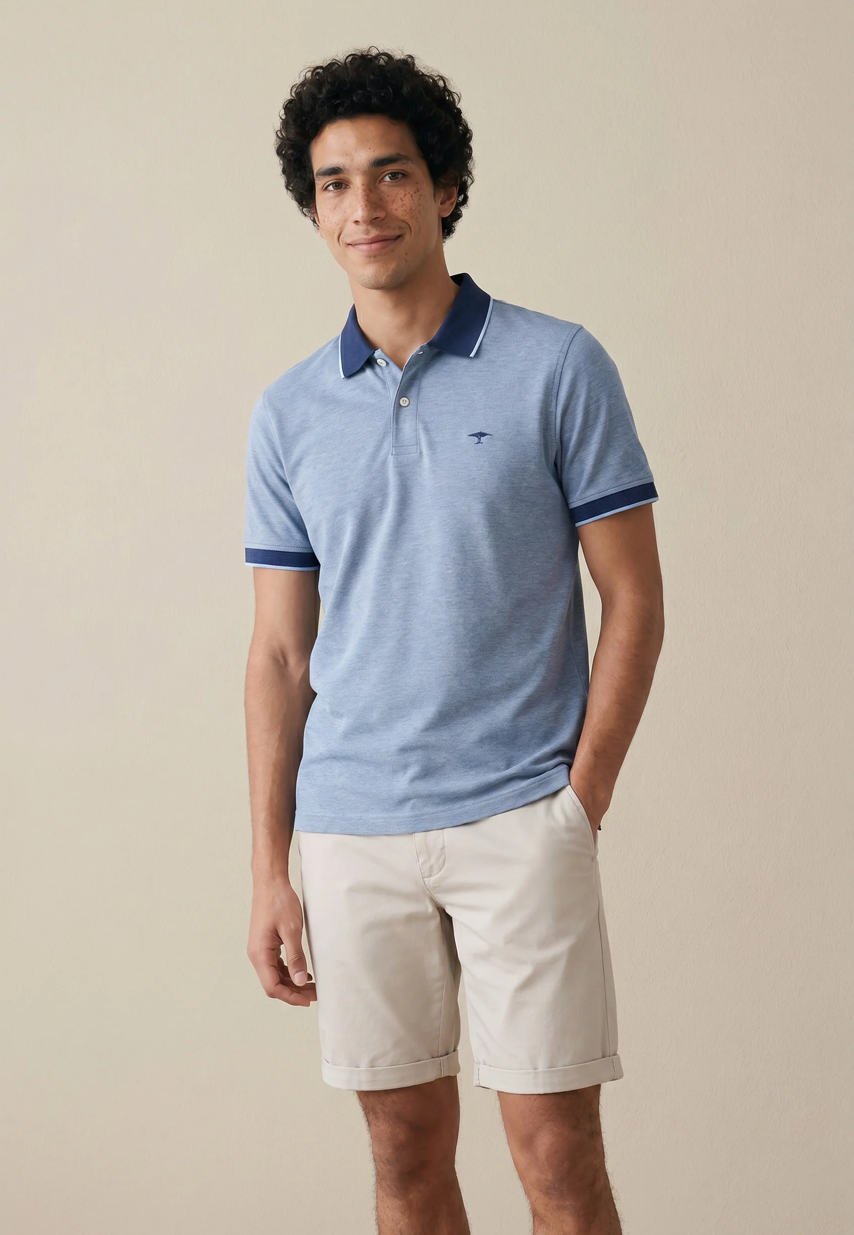 Poloshirt aus Baumwolle mit Strukturmuster und Kontrastkragen - Image 20
