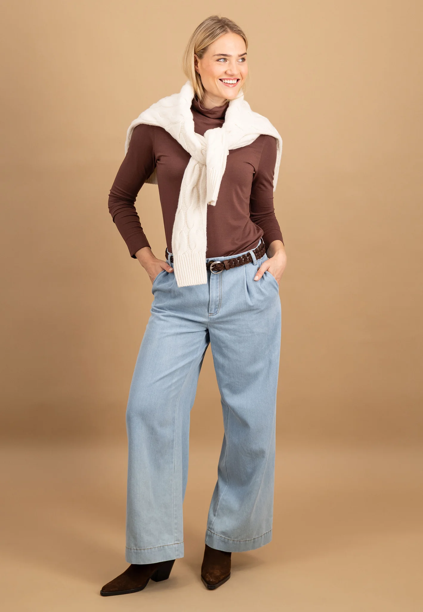 Rollkragenshirt aus Viskose-Stretch mit figurbetonter Passform - Image 16