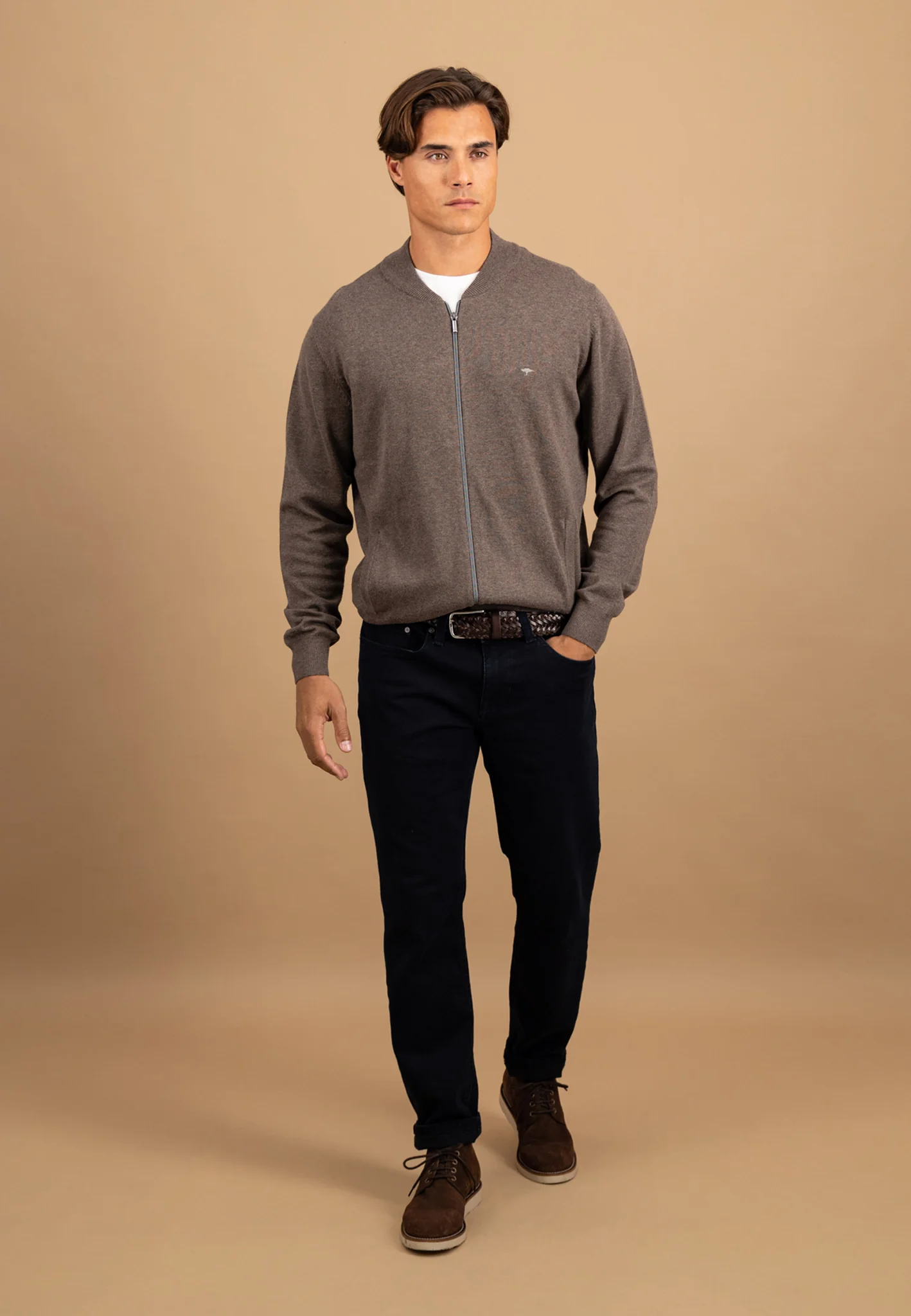 Strickjacke aus Baumwolle mit Reißverschluss und Stehkragen - Image 16