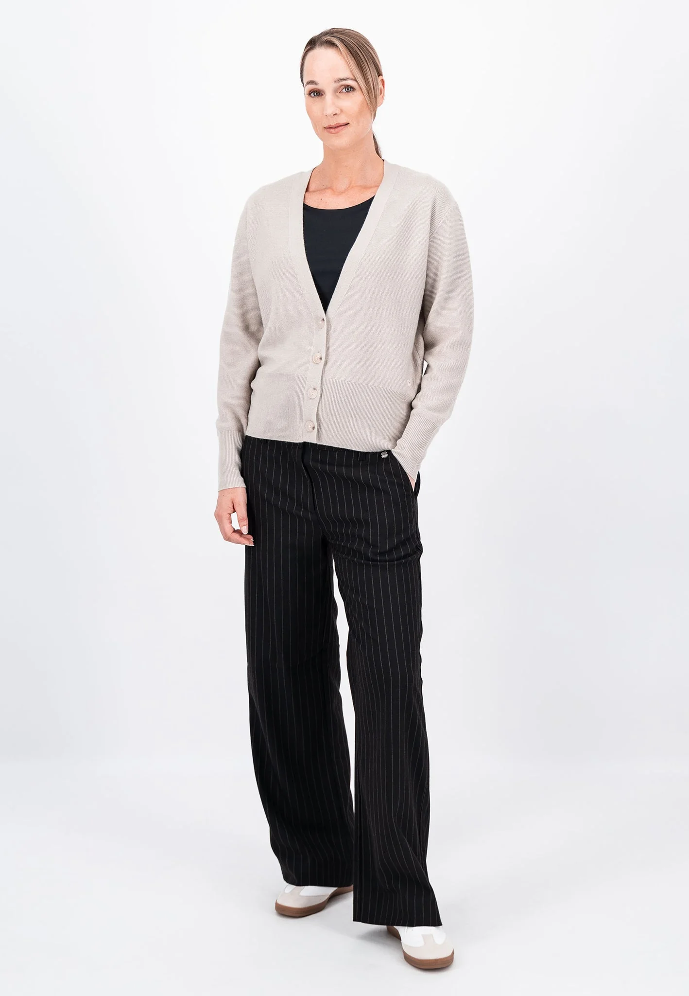 Strickjacke aus Wollmix mit Knöpfen - Image 6