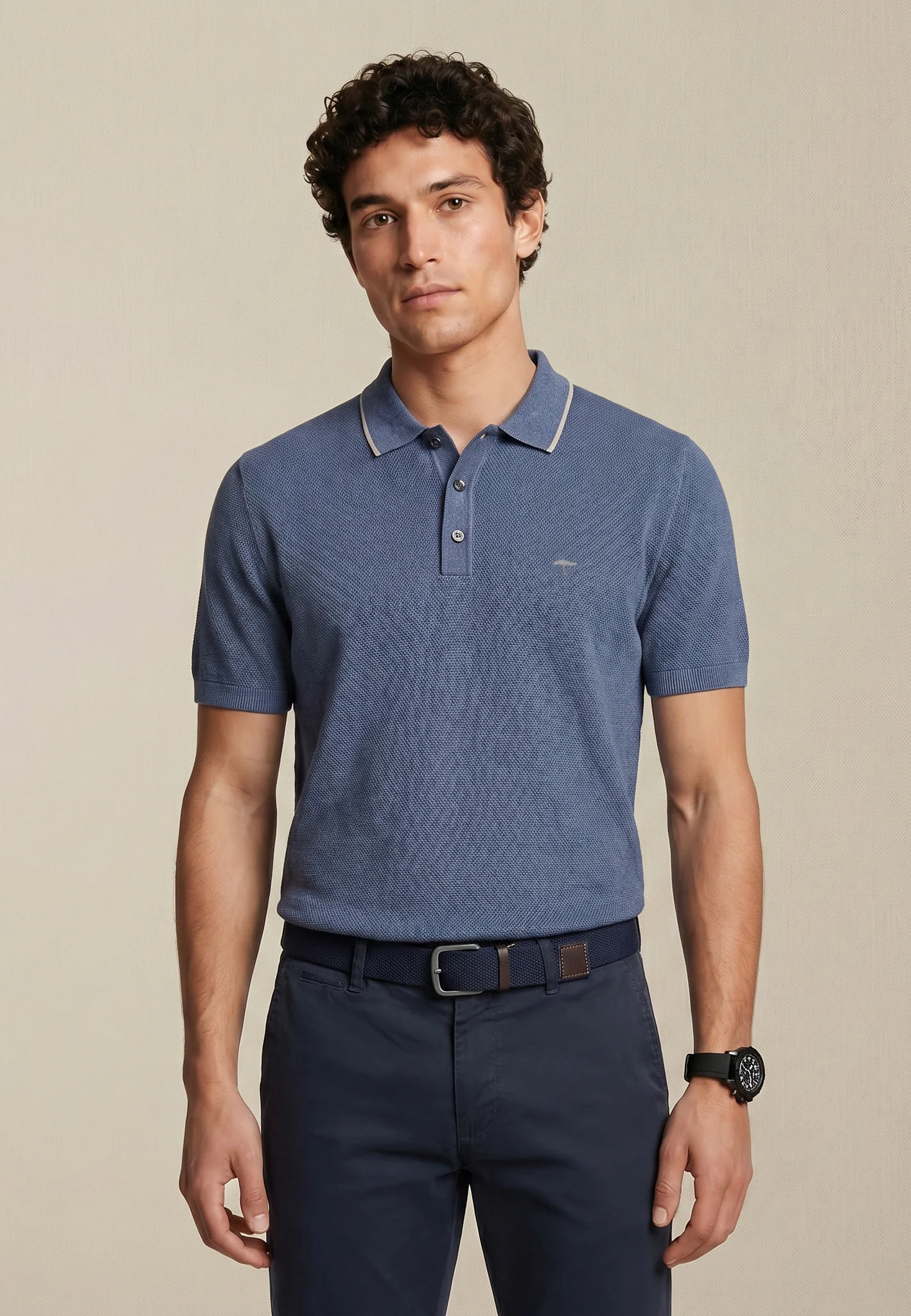 Strickpoloshirt aus Baumwoll-Leinen-Mix mit Kontrastkragen - Image 11