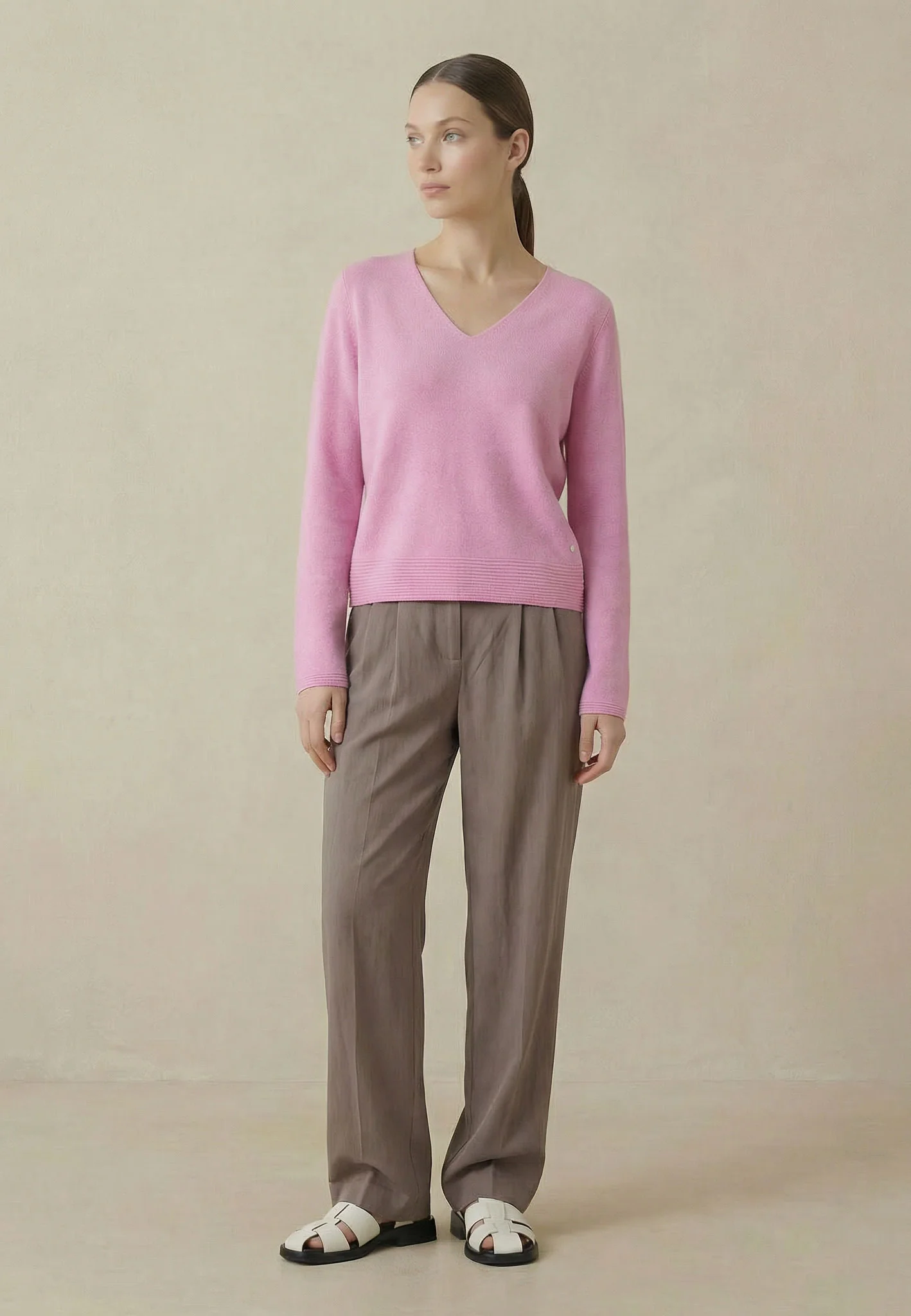 Strickpullover aus Baumwolle mit V-Ausschnitt - Image 7