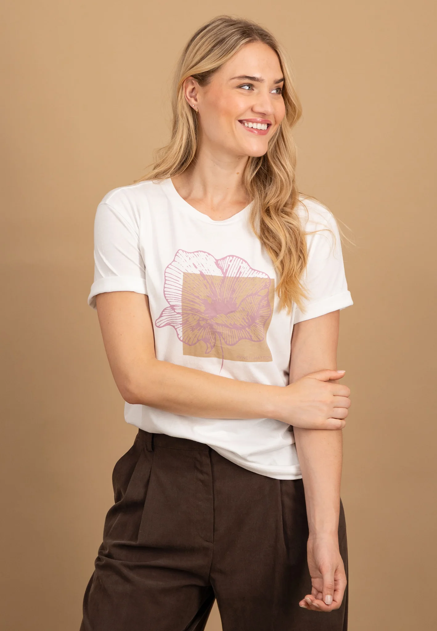 T-Shirt aus Baumwoll-Modal-Mix mit floralem Print