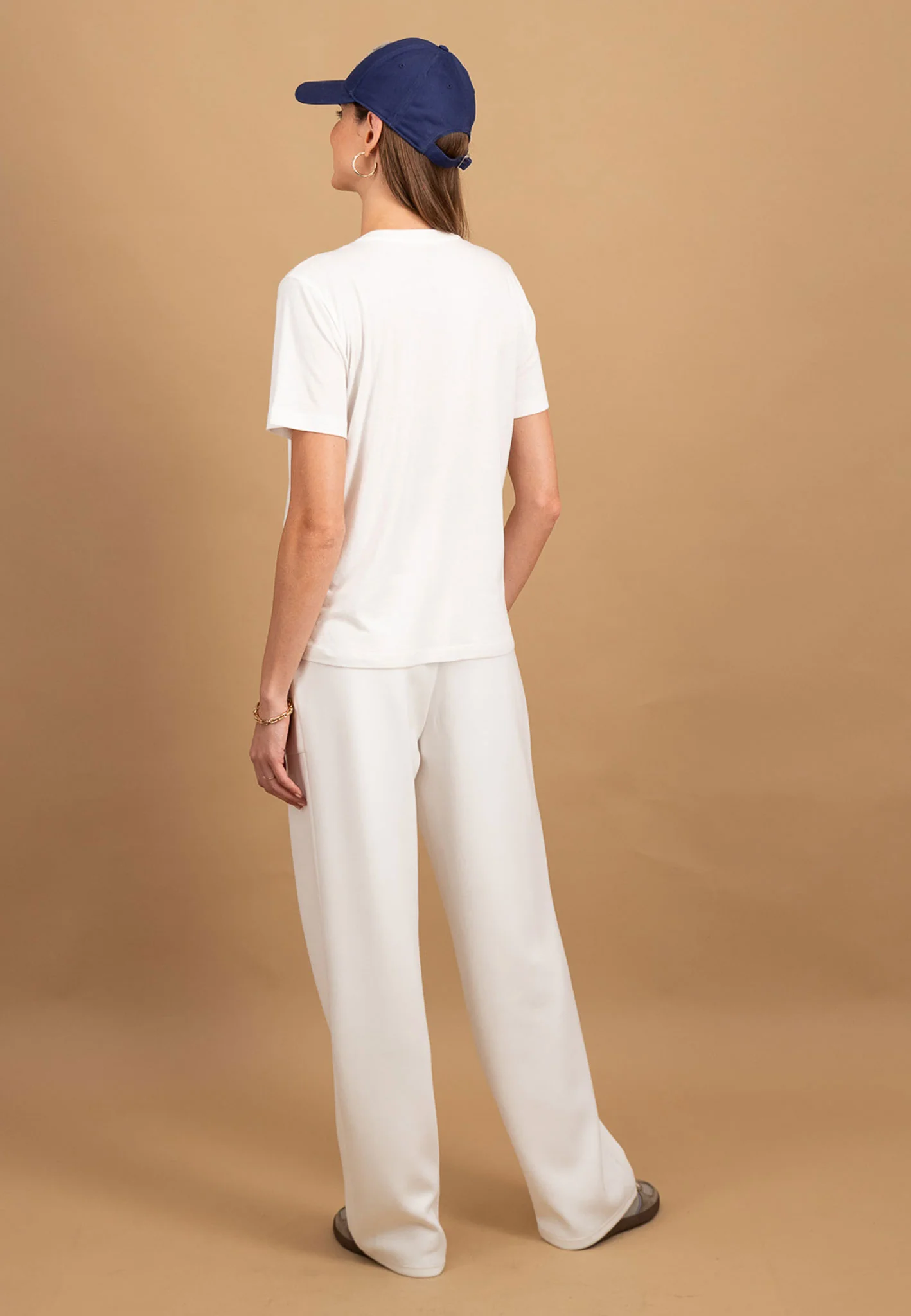 T-Shirt aus Baumwoll-Modal-Mix mit floralem Print - Image 9